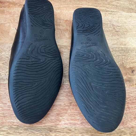 Black Dansko Mule - Like New- Very Soft - Picture 6 of 6